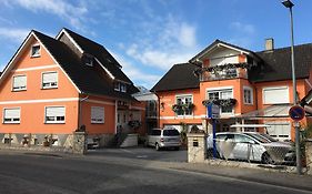 PENSION JÄGER - der Geheimtipp am EP mit Sektfrühstück